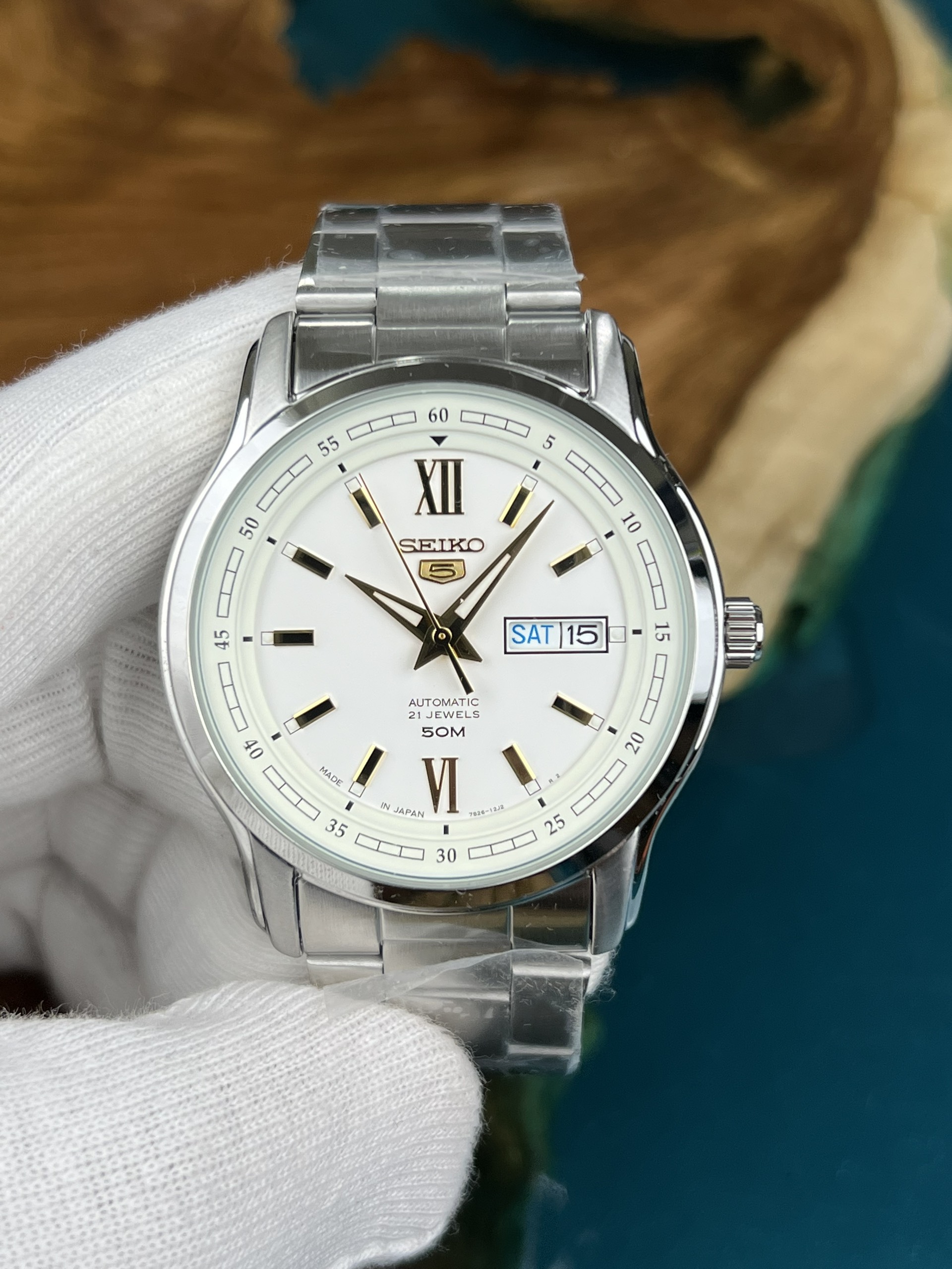 11-723c01c3-6163-4989-bd16-91baa861b07e