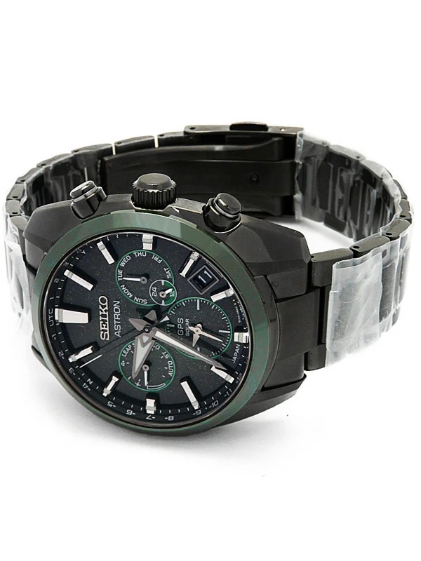 1123129120011-1-11zon