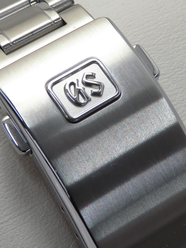 1223097560014-7-jpeg