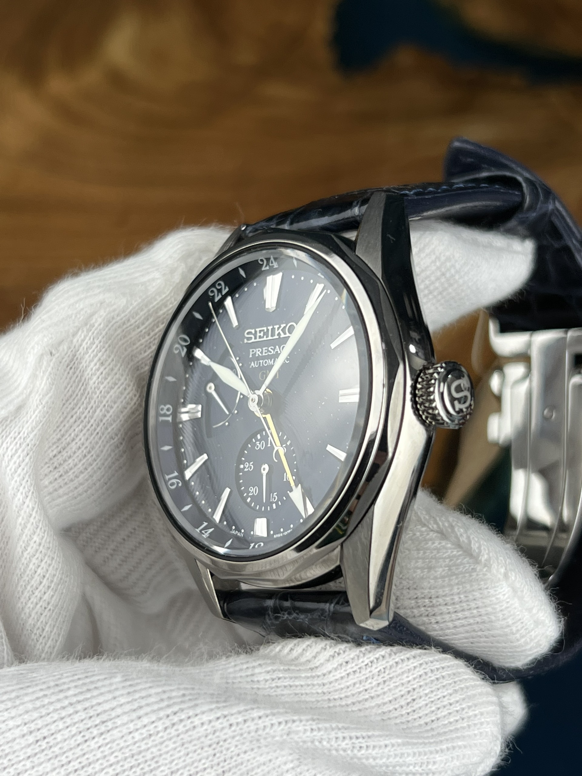 2-3d0adf81-7b3e-4d04-8eac-d308fb7bca3d