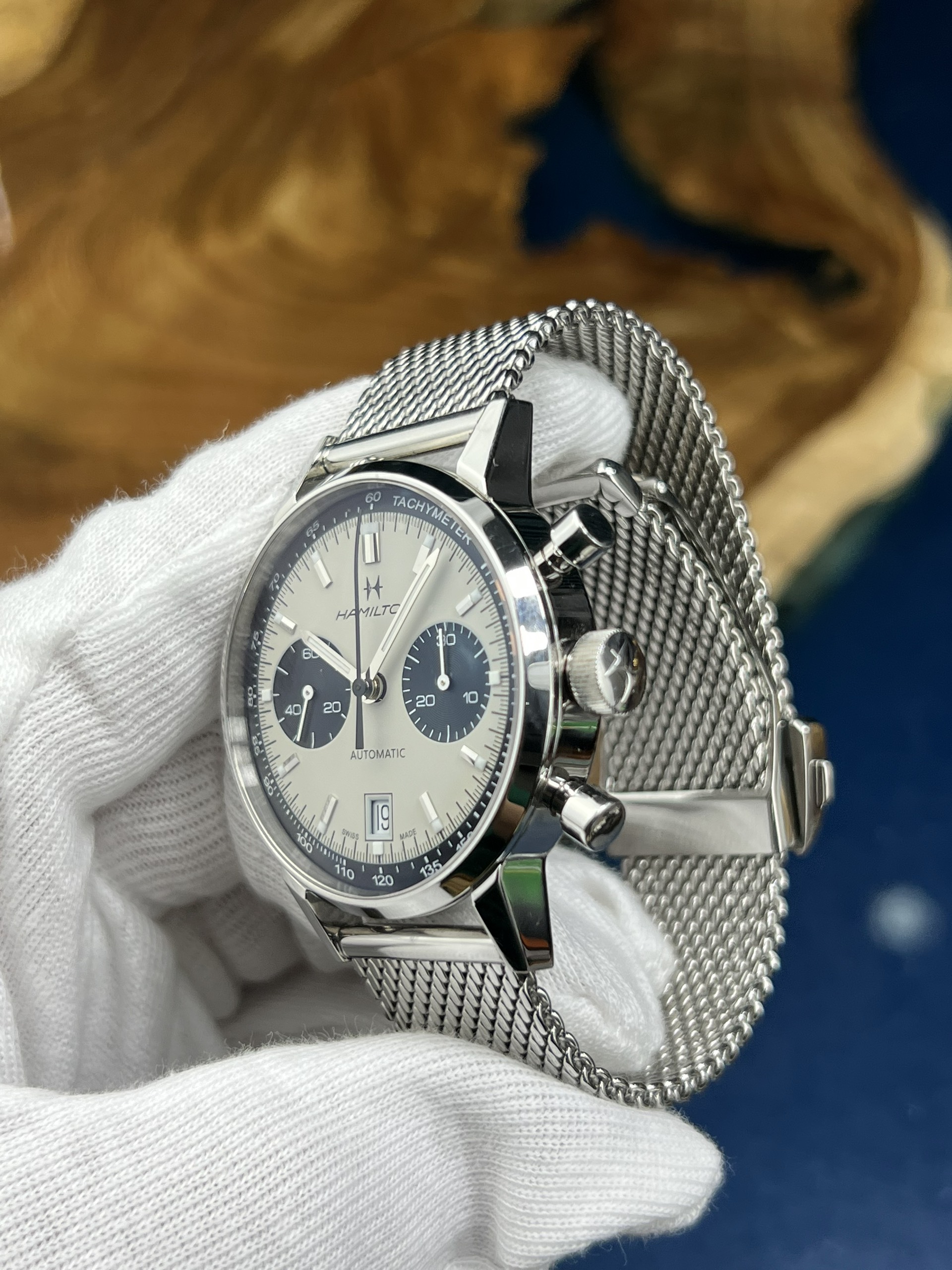 2-e2010ef9-599f-41a1-9e60-5c8f6f4d0830