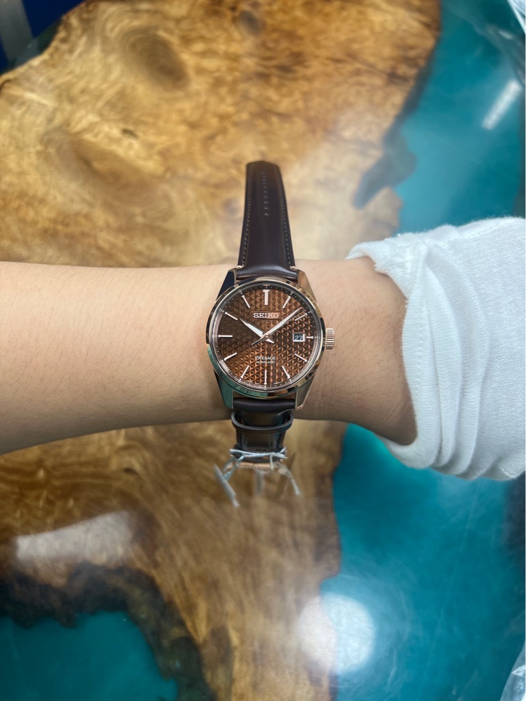 20b2745e-d8aa-4847-8d7e-d304197e2466-5fcc9681-36d1-49dc-9937-8ae2281d8dd7