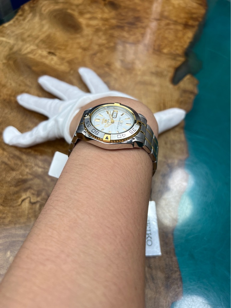 24c4333b-a2ec-4043-a459-fb3714be8688