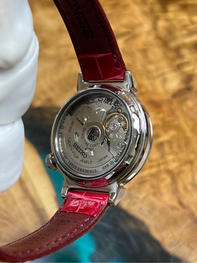 2bc132cf-bb47-482f-a3bf-2f10743f1bab