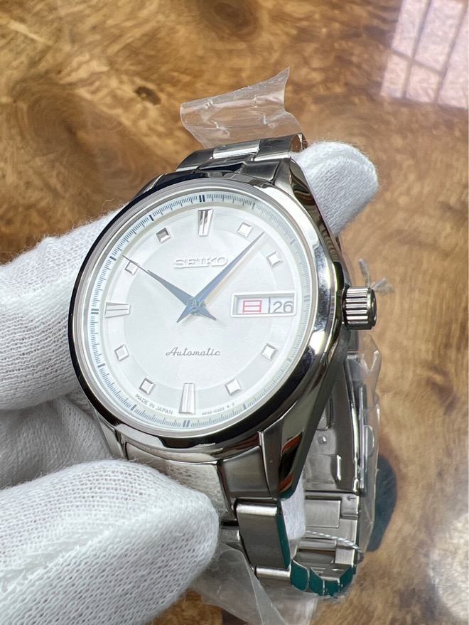 2c2bba79-411d-46bc-990f-0c8f4de7e5ff-1a19bcfd-5d00-48aa-8c45-5514a960961e