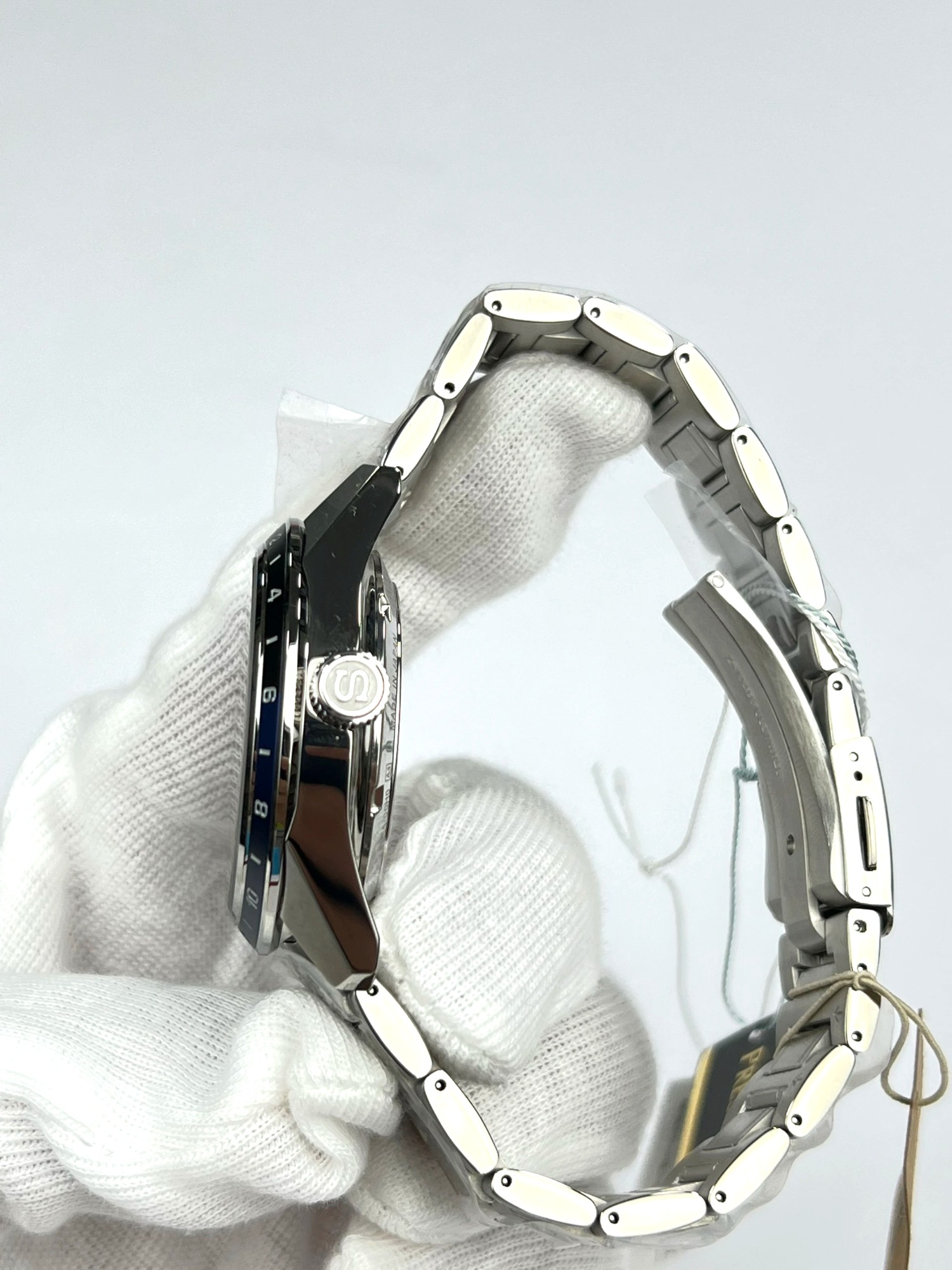 3-2496ac50-290d-47af-b1f6-fc5a420f6591