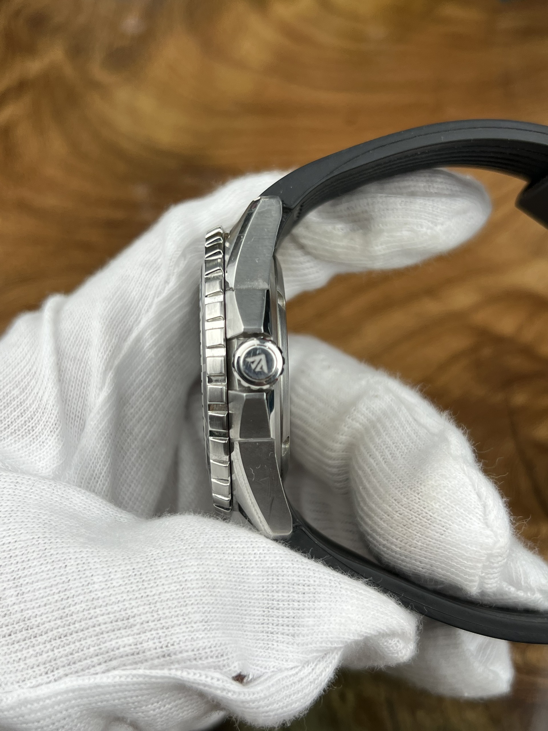 3-4da34f46-aa59-4558-9ed9-508301bd5b88-f94583d3-55c6-4ec3-9f37-4dd8518d96db