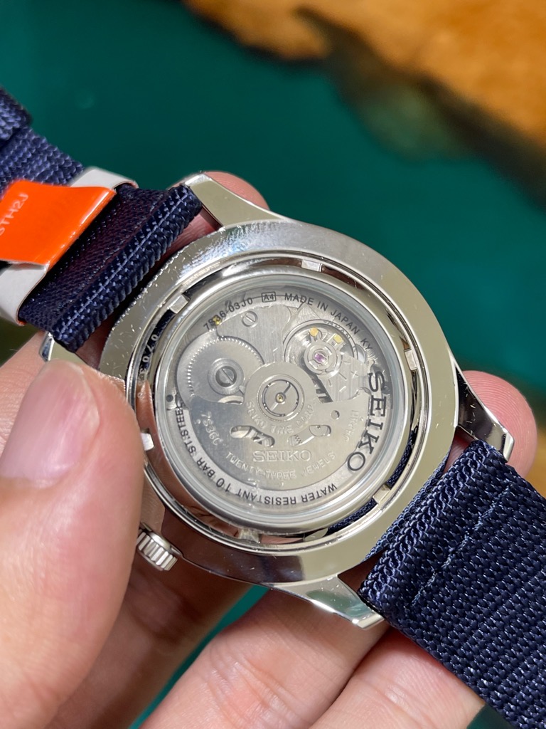 32c17d1f-b081-490c-a6d8-c35050250b6e