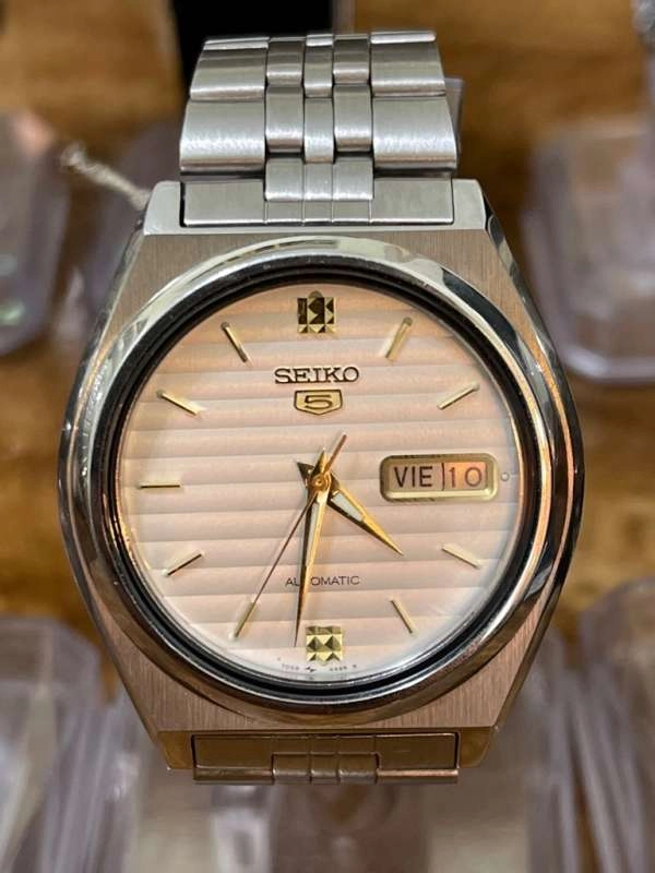 SEIKO ALBA SUCCESS VINTAGE ref V803 – Spacetime