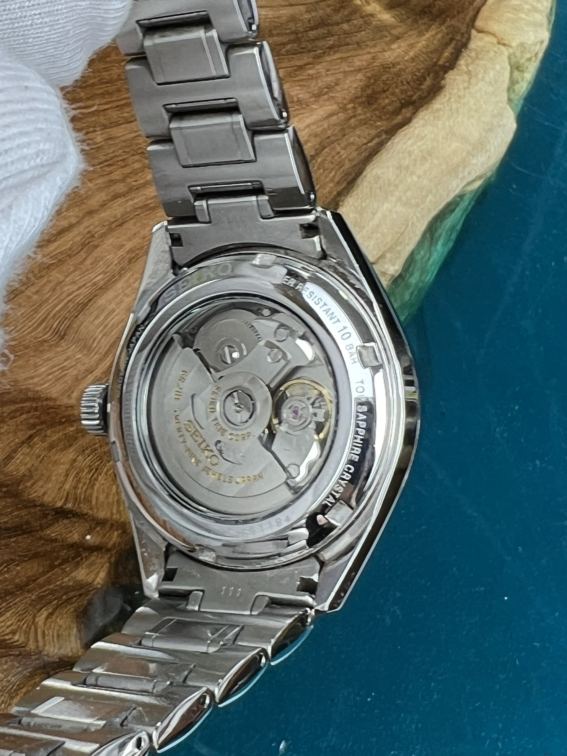 4-137a6e17-9856-4257-8259-1fc12acf7416