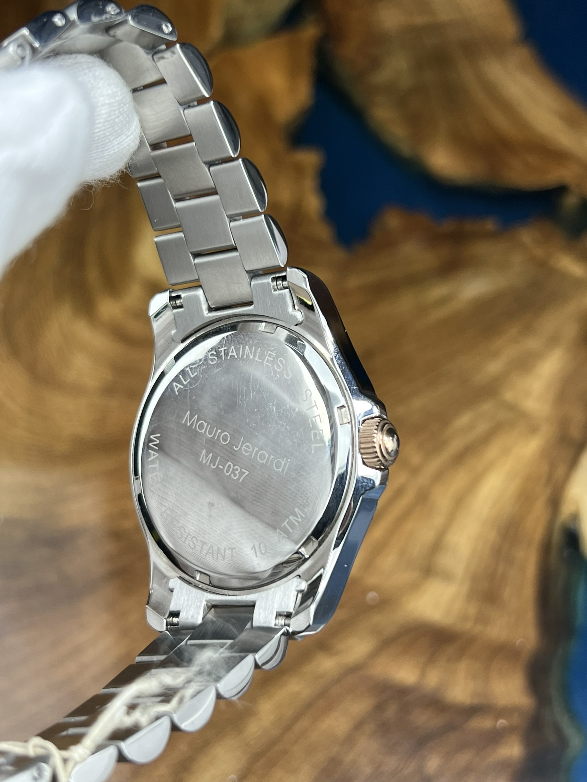 4-4fb591b4-3190-4e69-8b9a-a634e4b5d3f2