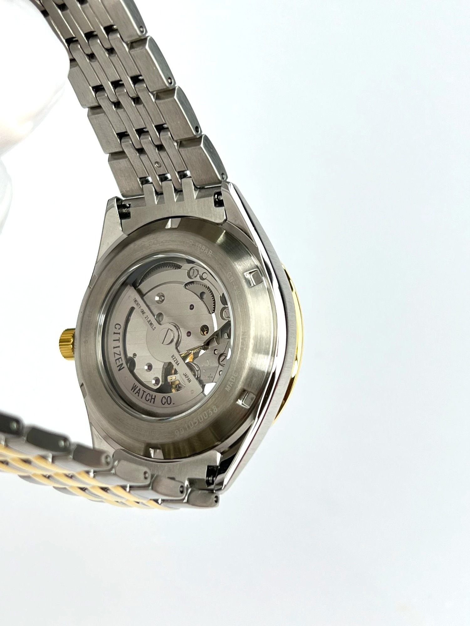 44-365d1739-8ae6-40d3-b0c2-70f050922a6c