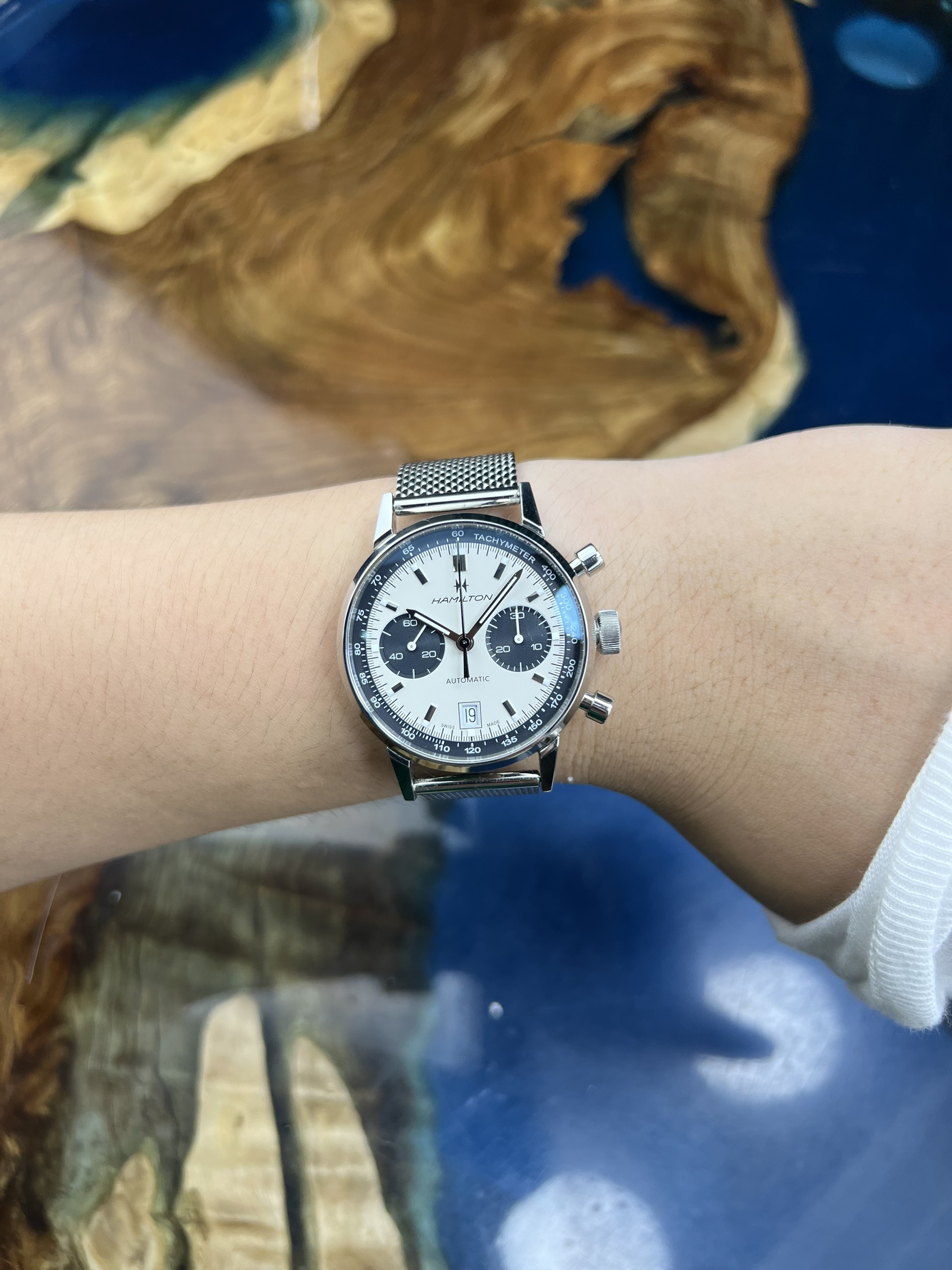 5-0342a690-f167-48d8-9f1f-35082e34a24c