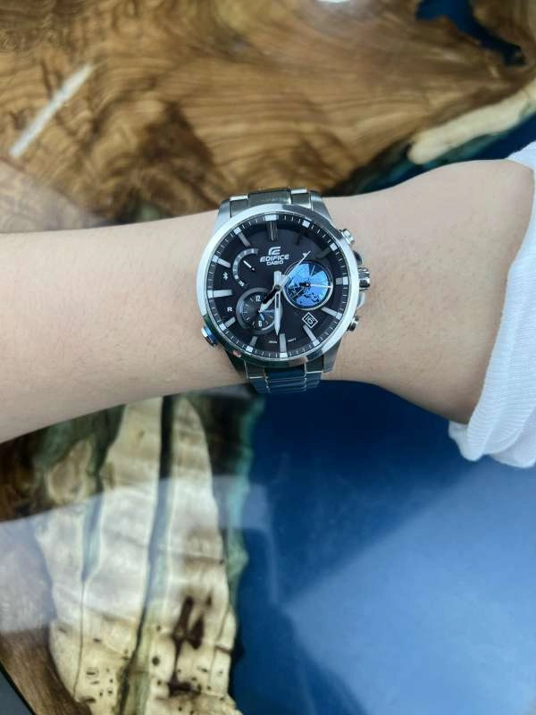 CASIO EDIFICE EQB-600D-1A2JF | size 44.5mm | Mã số 4824