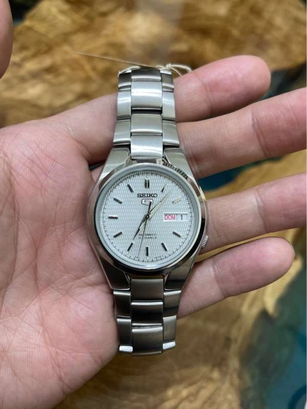 SEIKO 5 自動巻 7s26 02F0セイコーファイ。 Seiko 5 Automatic 21 chân