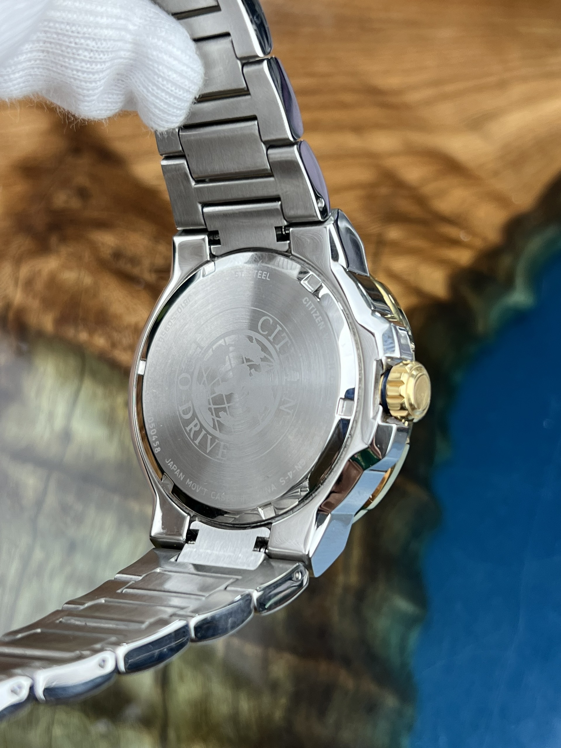 6-029a5ede-c16c-409f-a8e7-54ae09ef7fa9