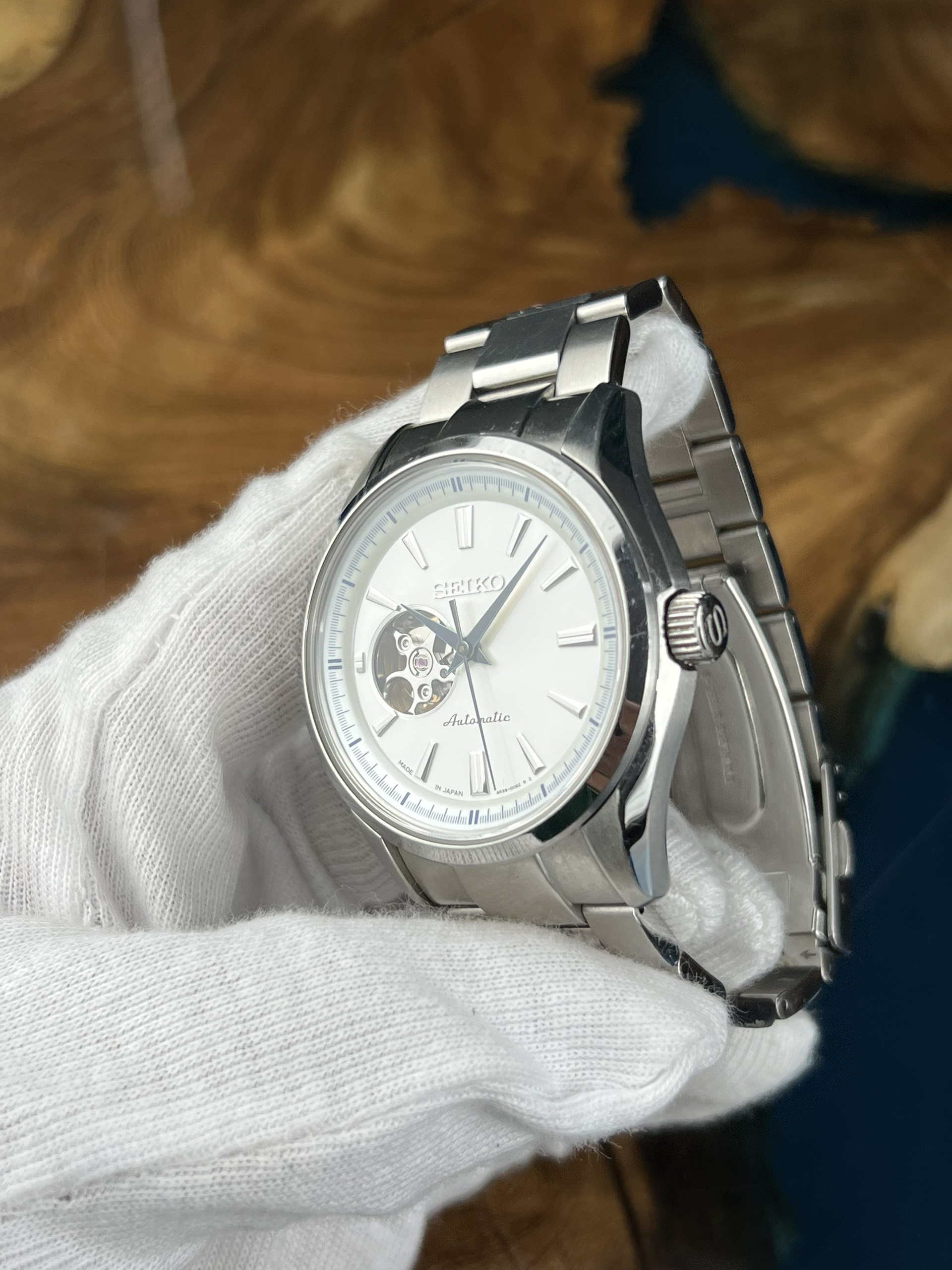 66-ba460d4a-f843-4fb0-a8cc-aeaf245caa74-ab7ec22a-9292-47fe-9489-fa4562560f66