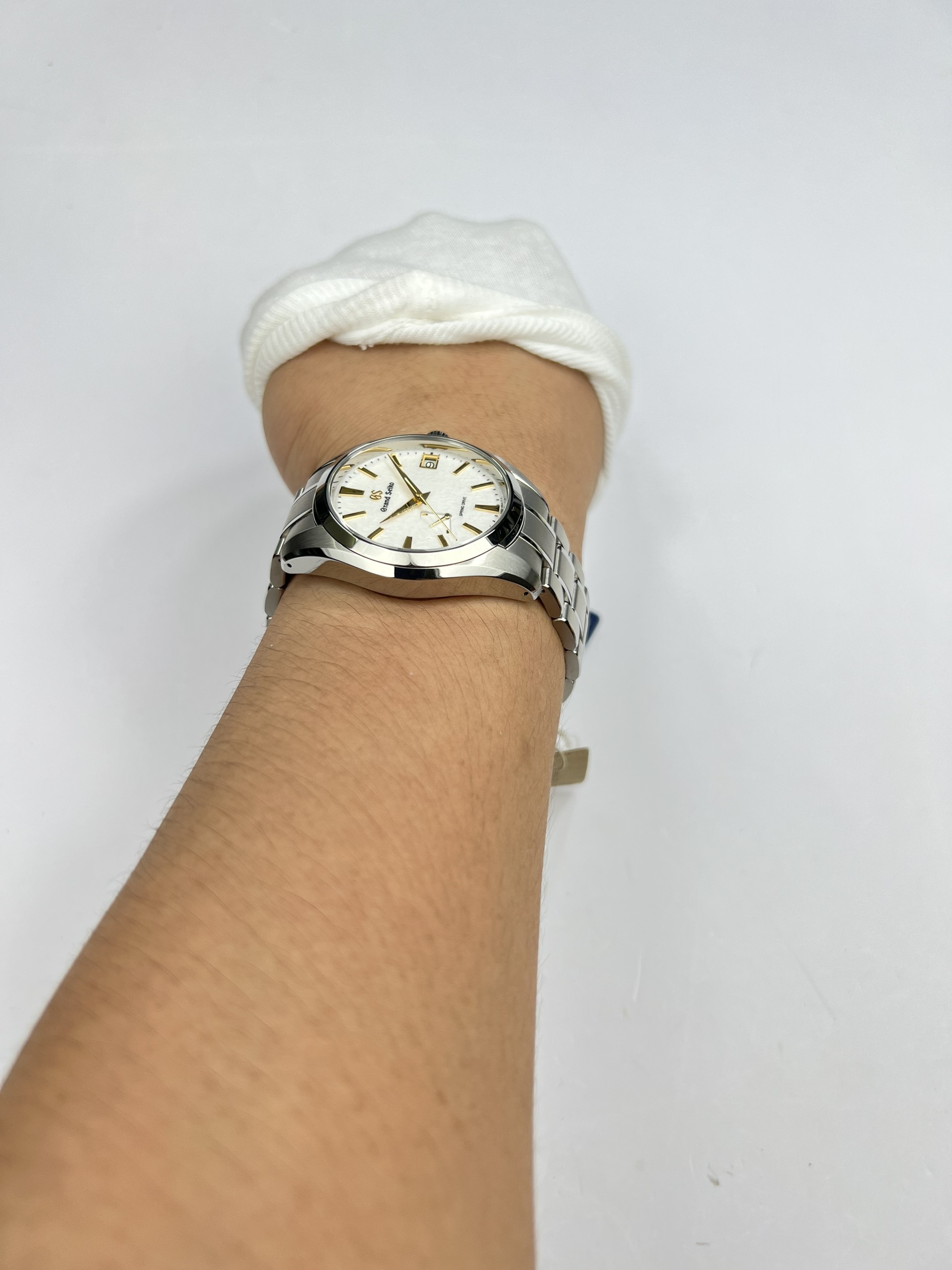 7-d2066459-7e2d-42dc-9744-997446c7b812