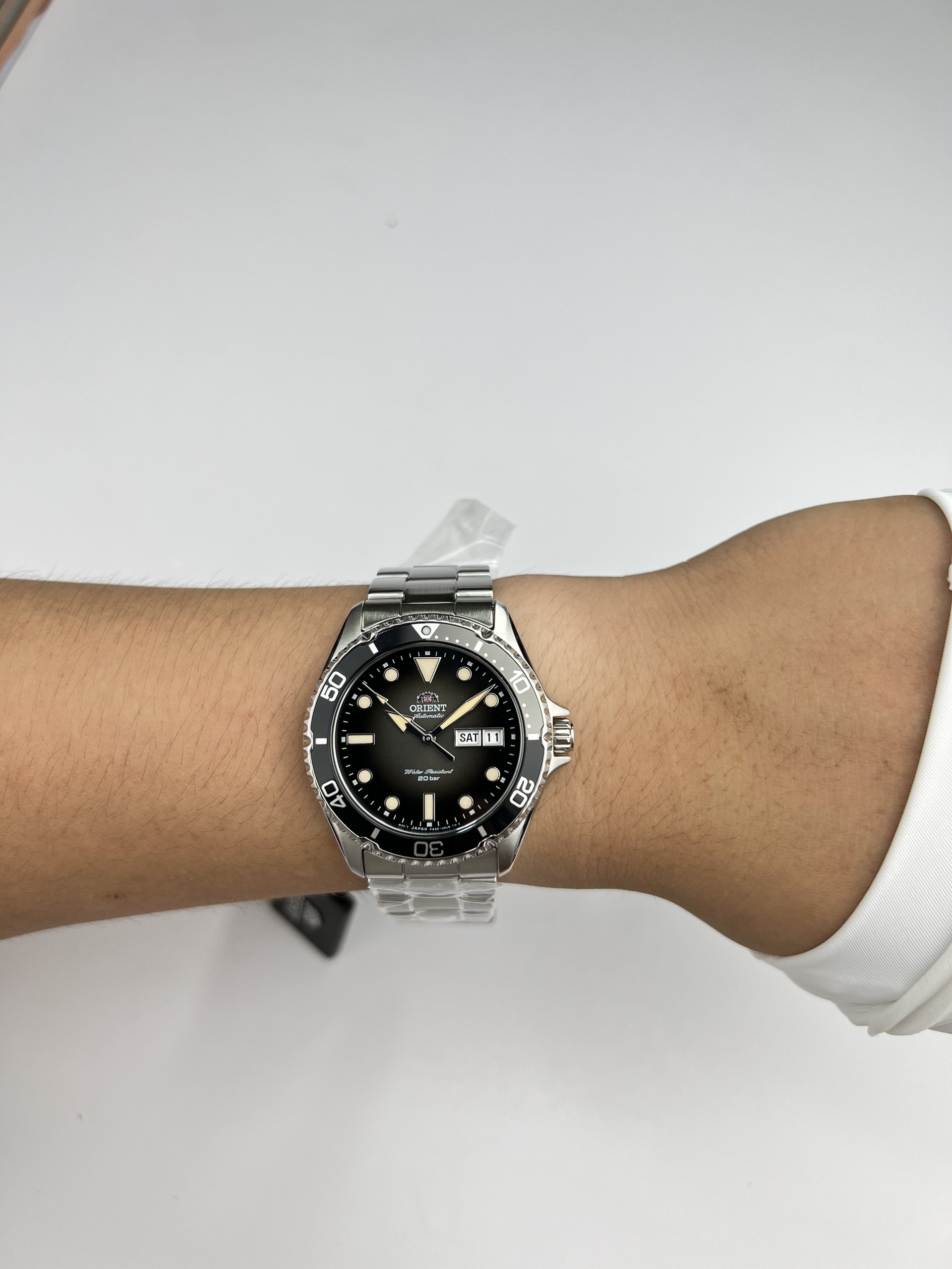 9-eeed7456-d1a6-4324-b7f1-5e4bd02421e2