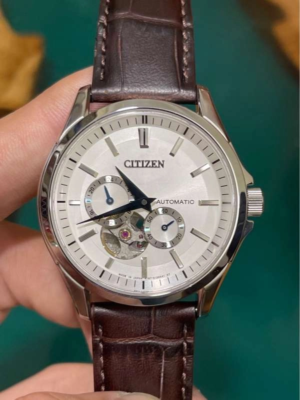 Mã số 281: Citizen Automatic Open Heart NP1010-01A