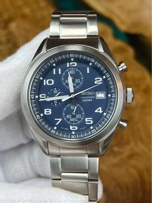 Seiko chronograph 100m clearance 8t67