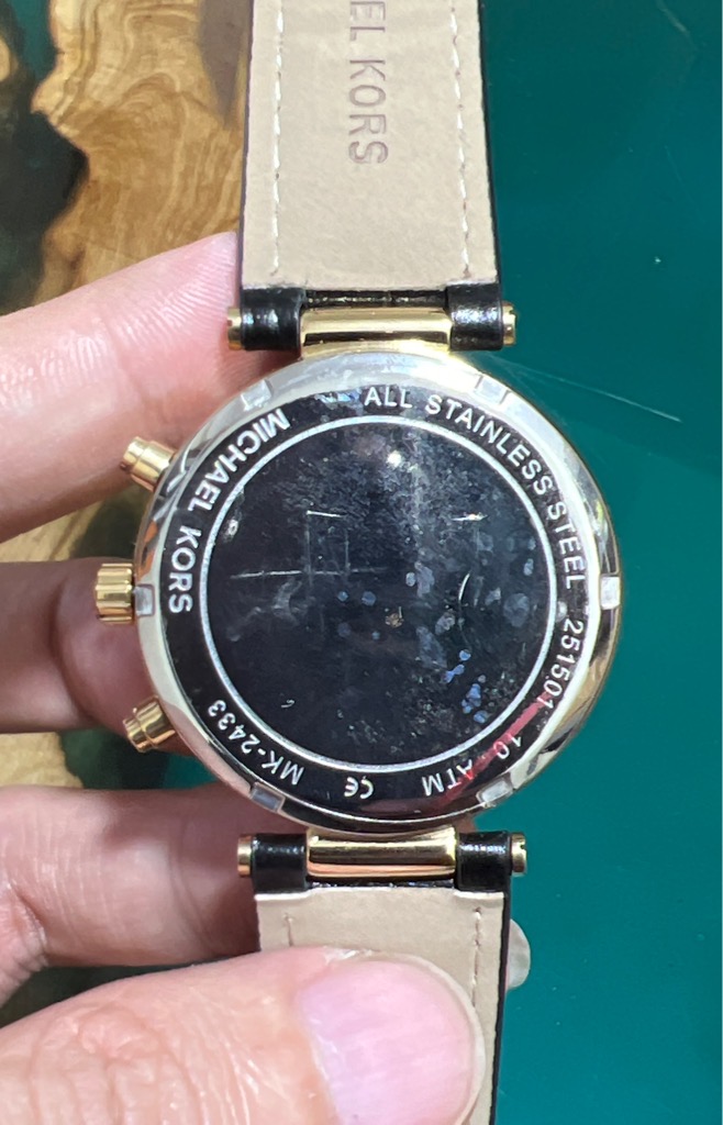 b6591bb8-af72-4943-8306-552bdb25d220
