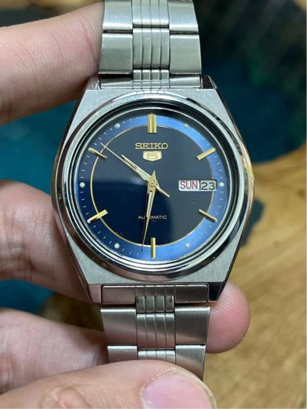 Seiko 5 Automatic 21 chân kính 7009 - 876A - màu bạc dial xanh
