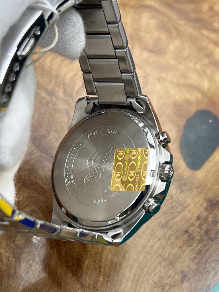 e03385c4-e35c-40c5-a0f7-72d40e651531