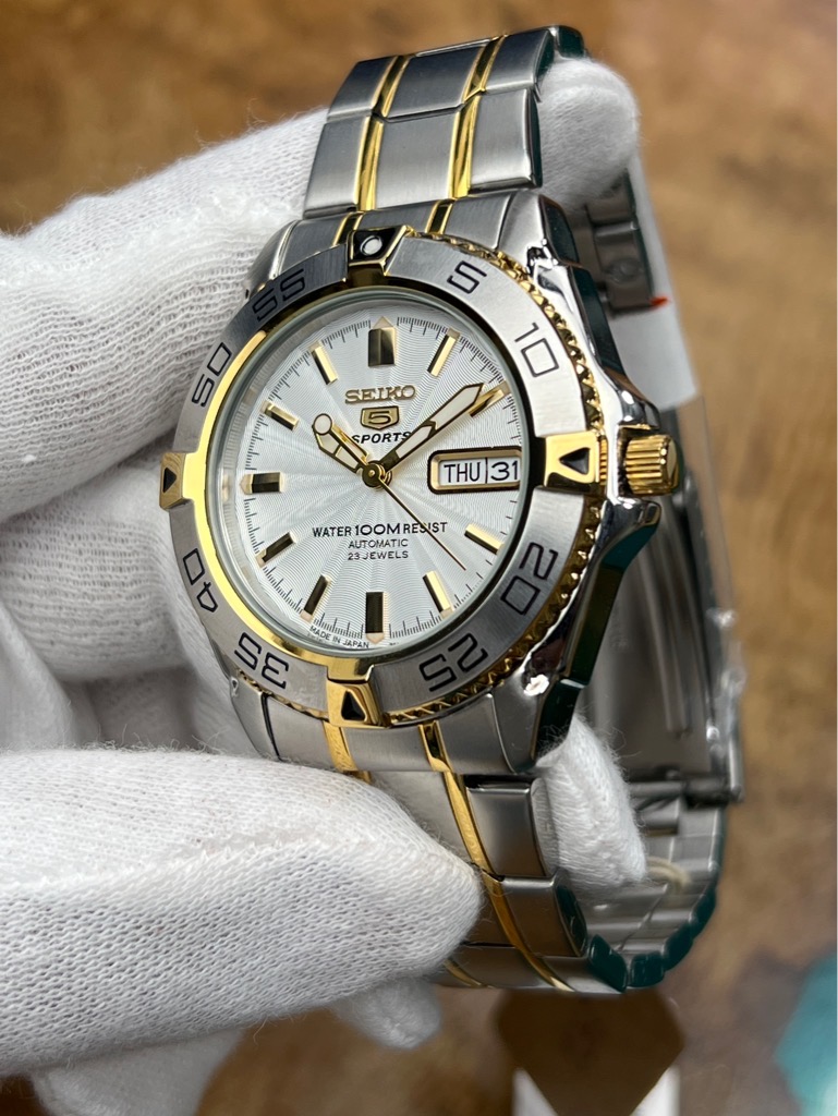 e05318e8-2515-491e-90e0-2b2ef410985d