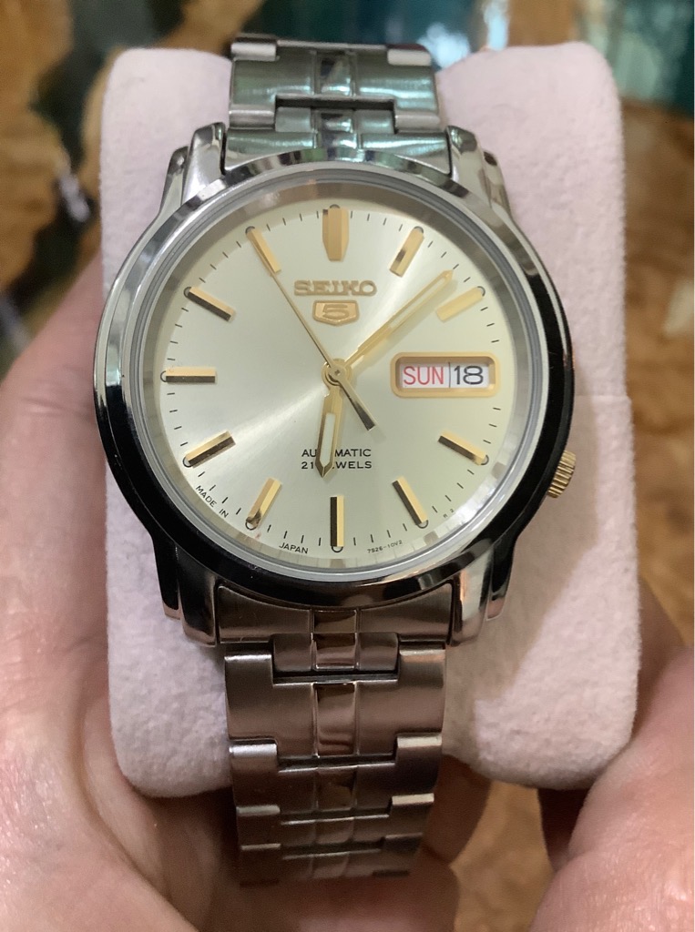 e0856d49-70e2-40ea-9df2-851d93eaaa94