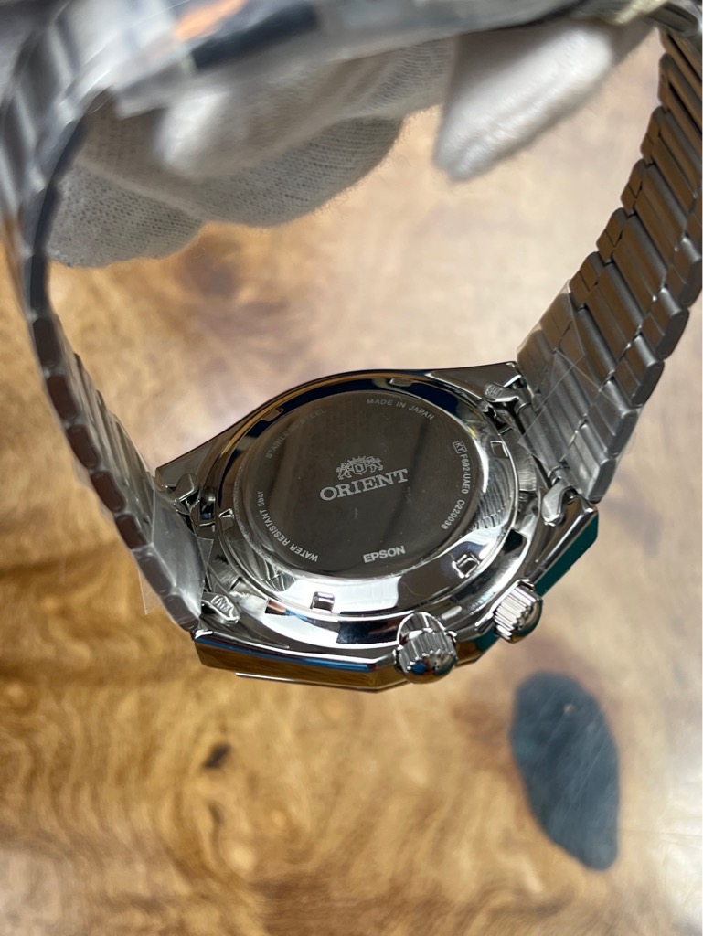 e1c29f36-30a5-43dd-a759-7ce384f0afe1