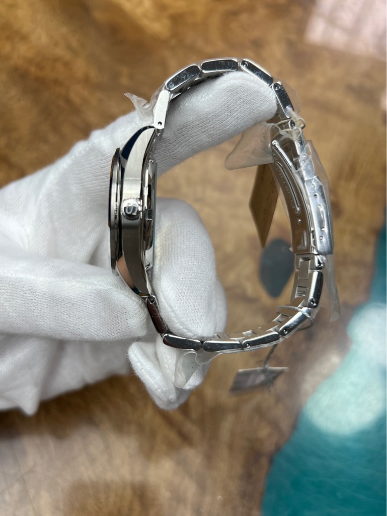 e20e74d9-5f1b-486f-afa4-5f9d50152fbc-5fb6f5fa-244e-4dd5-a5fd-afcca28bb859