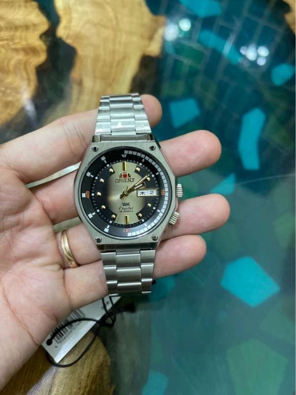 Orient sk discount crystal 22 jewels