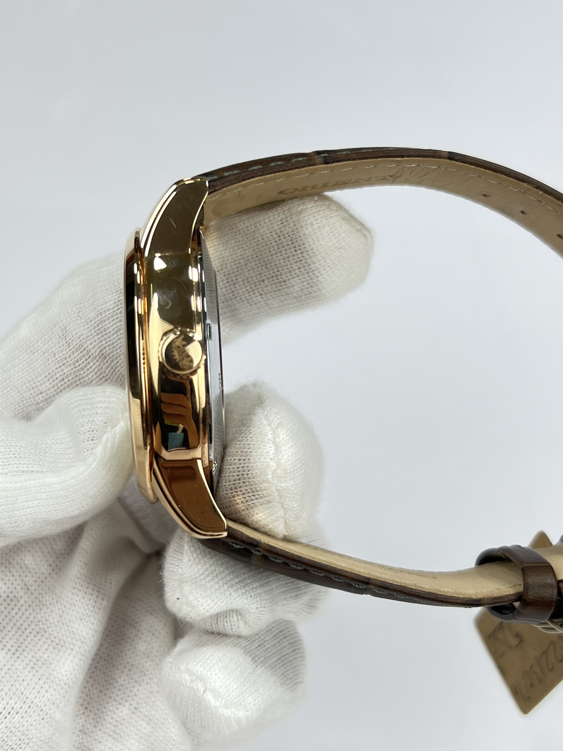 z3773395670918-d2d676261893f75f8e5192f34b2b3437