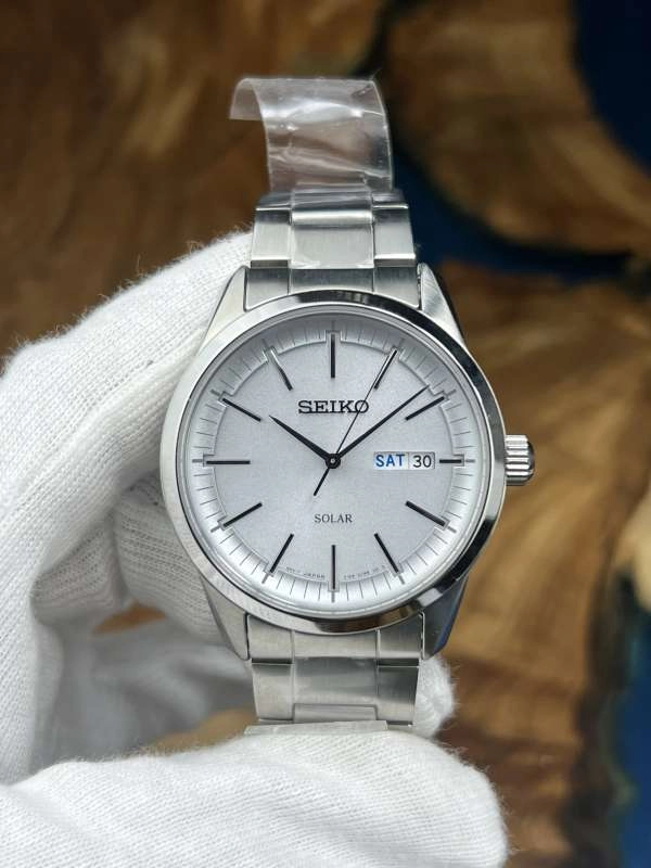 Seiko solar online sne523p1