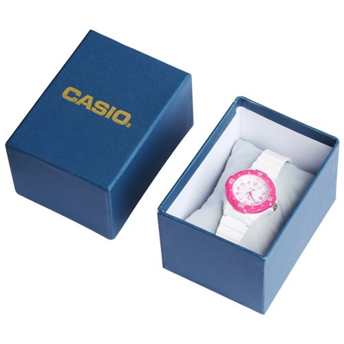 casio-lrw-200h-4bvdf-trang-up-5-750x500