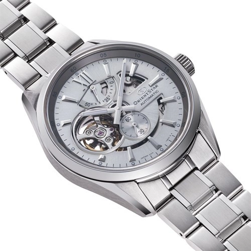 orient-star-re-av0125s00b-nam-2-750x500